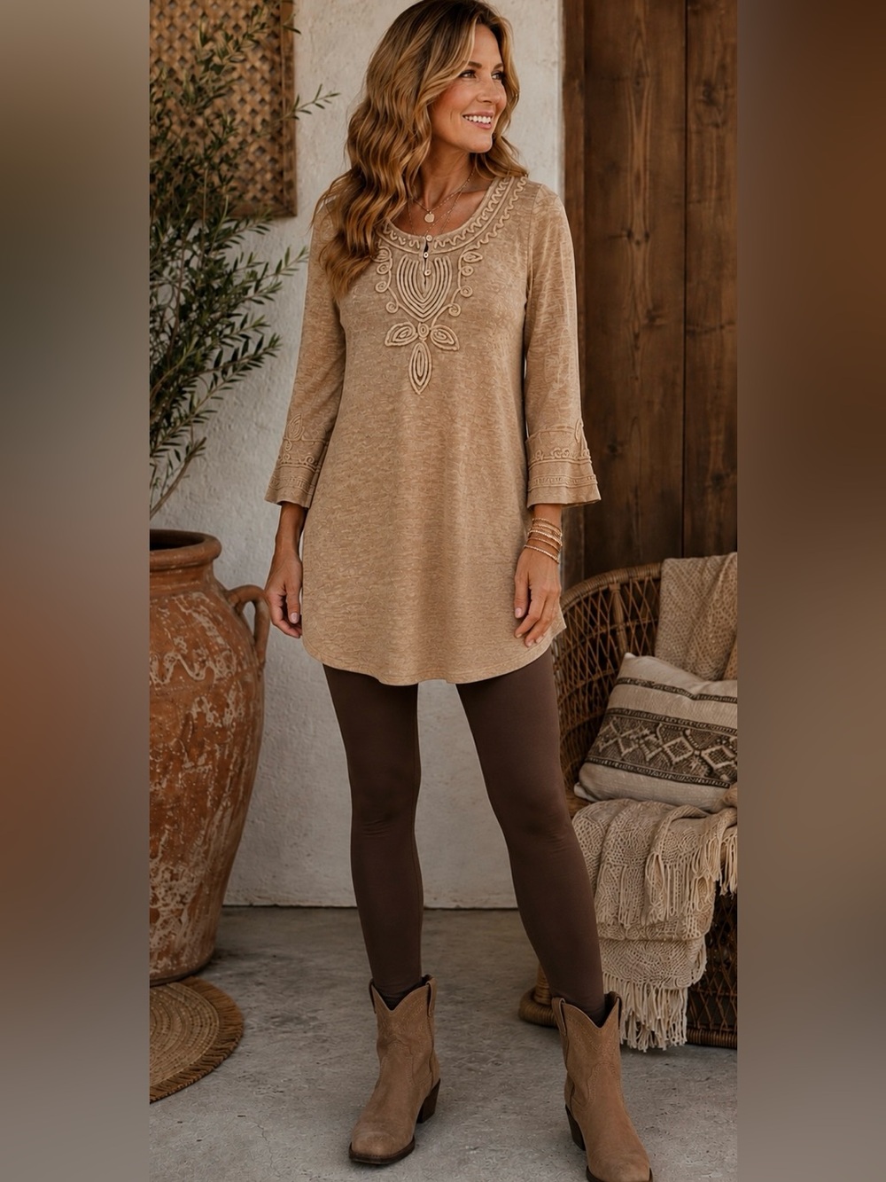 Embroidered Tunic Scoop-Neck Lightweight Sweater Tan/Beige Monoreno, Boho Sz S